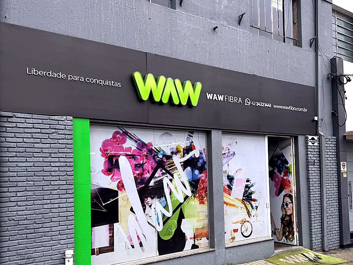 Fachada da loja WAW em Irati